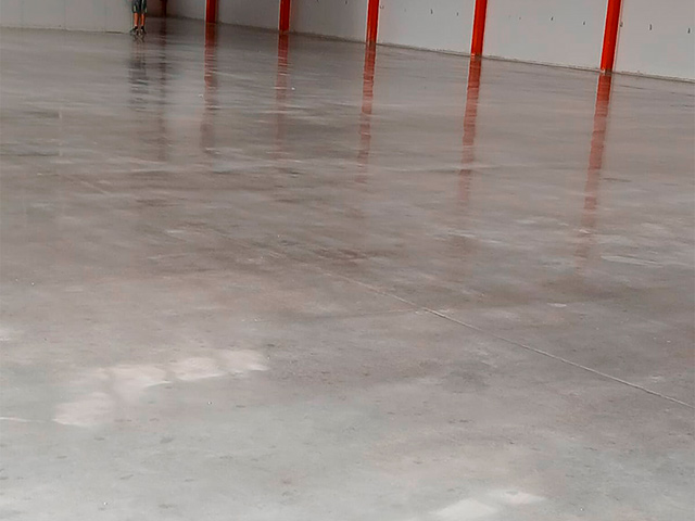 Trabajos realizados de hormigón pulido en Granada